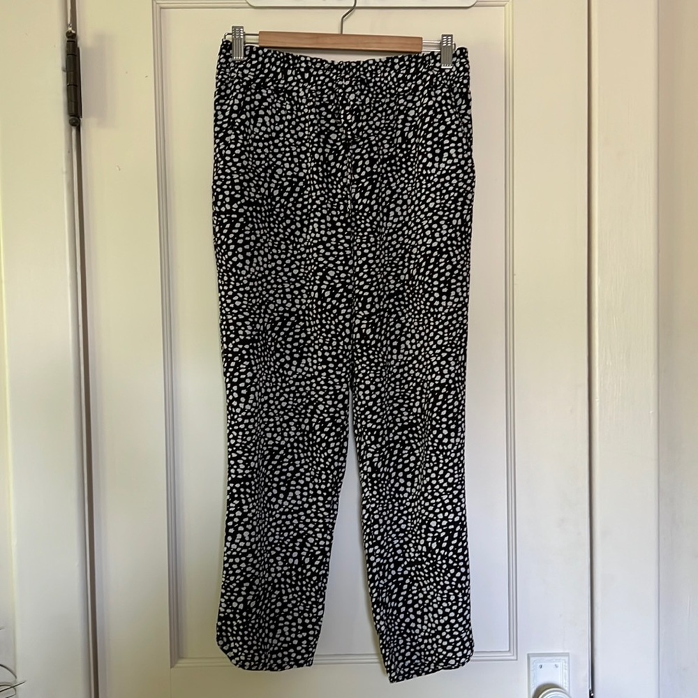 Black and white spotted pants size medium